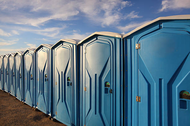 Best VIP or Luxury Restroom Trailers  in Tashua, CT